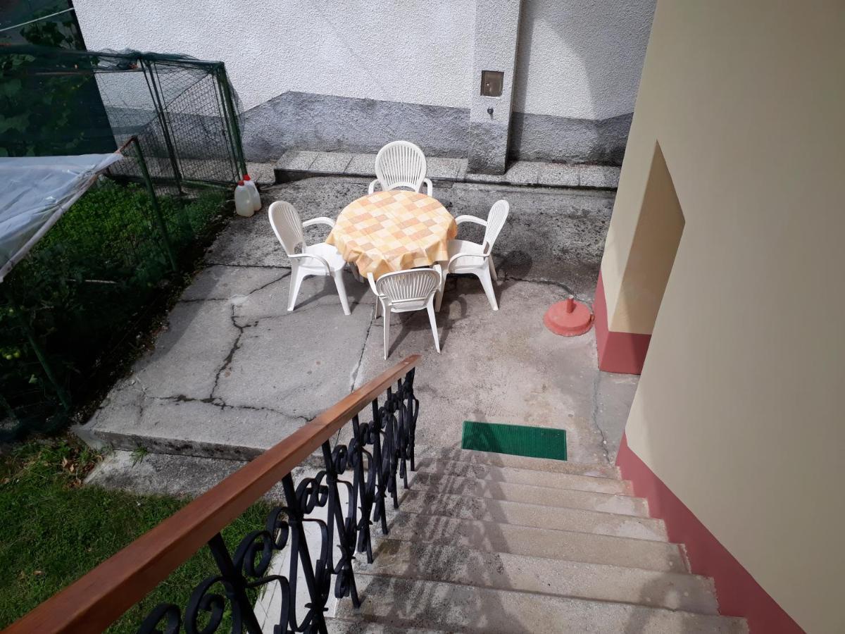 Villa Peaceful Old House Bovec Esterno foto